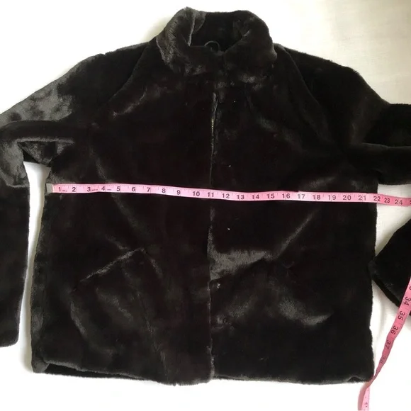 NWT Only (ASOS) Black Faux Fur Jacket Size Medium